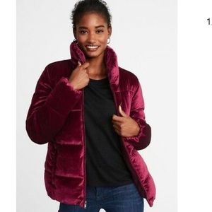 NWT Old Navy puffer jacket - size XS